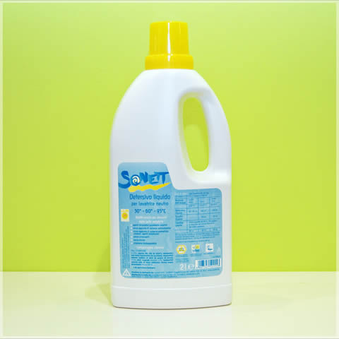 Detergente líquido neutral